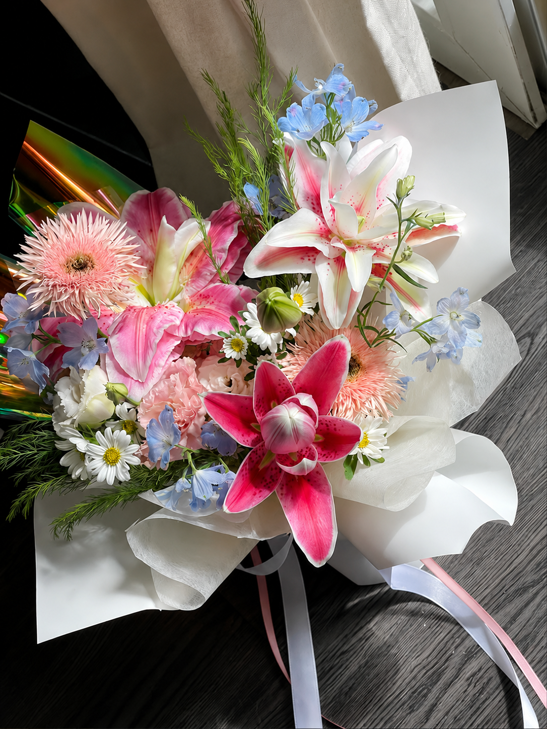 Blyling party bouquet chi tiết 2-2 - hoa tinh yeu hong ruc Flocaa