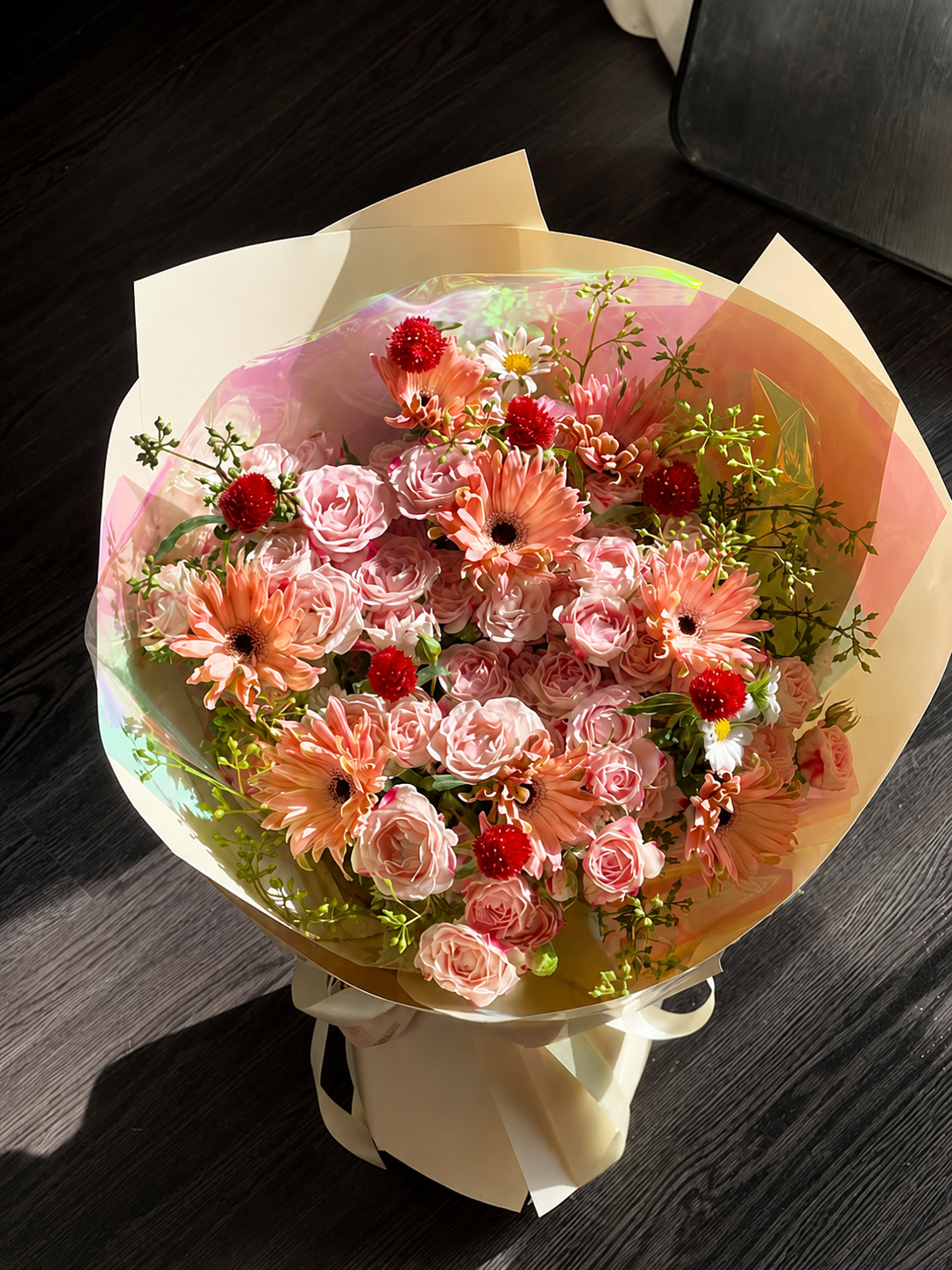 Strawberries cake chi tiết 1-1 - hoa sinh nhat dau ngot vui tuoi Flocaa