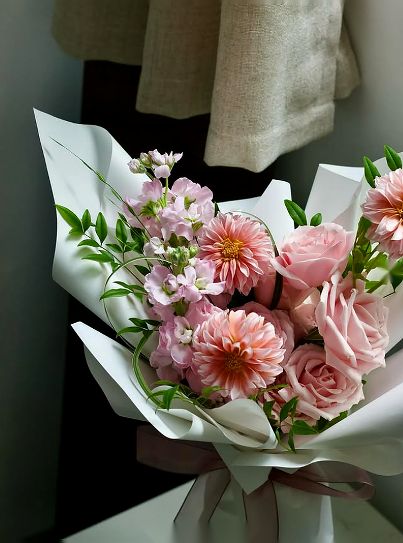 Peach Please Bouquet chi tiết 1-3 - hoa tinh yeu hong dao nu tinh Flocaa